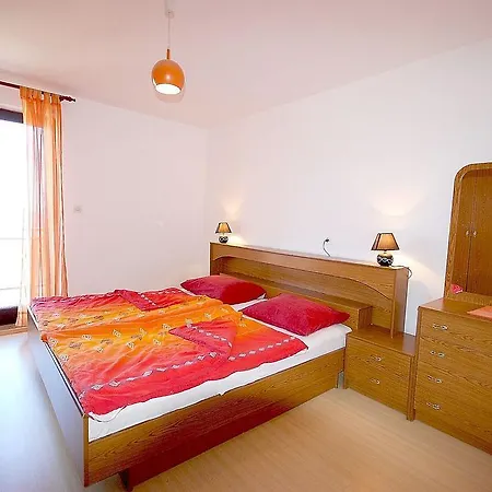 Nikky By El-pi Tours