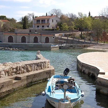 Apartment Nikky By El-pi Tours