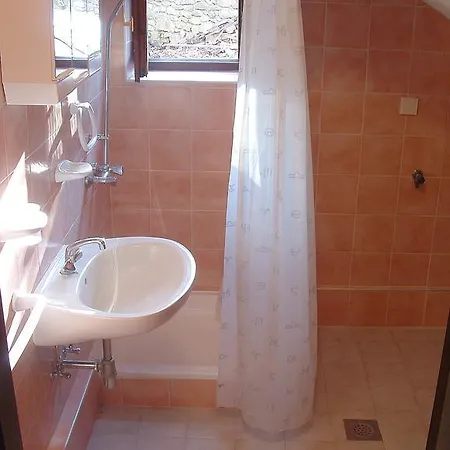 Apartment Nikky By El-pi Tours *