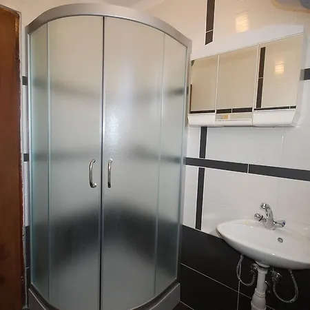 Apartment Nikky By El-pi Tours Malinska