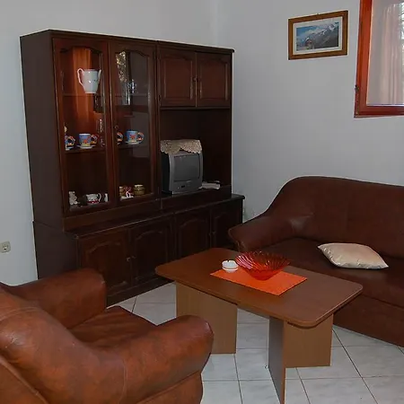 Nikky By El-pi Tours Apartment Malinska