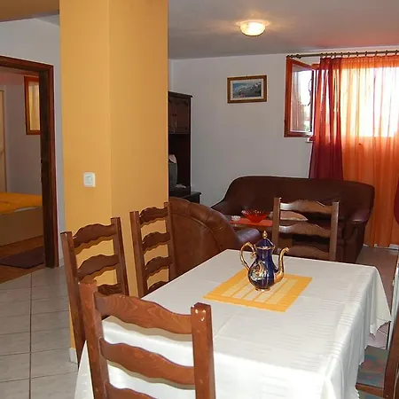 Nikky By El-pi Tours Apartment *