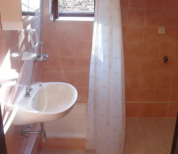 Apartment Nikky By El-pi Tours *