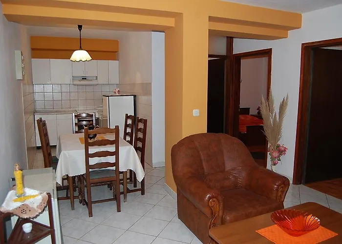 Nikky By El-pi Tours Apartment